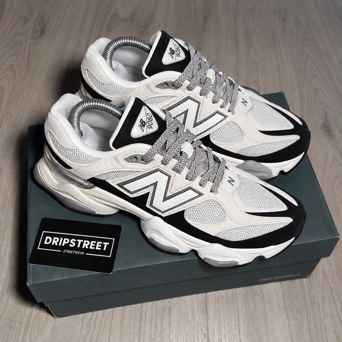 Nb 9060 Bianco e Nero