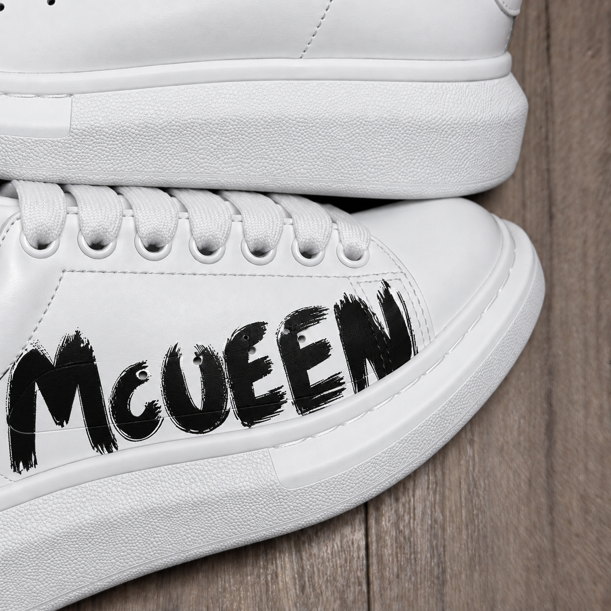 A.Mcqn Bianche Con Scritta