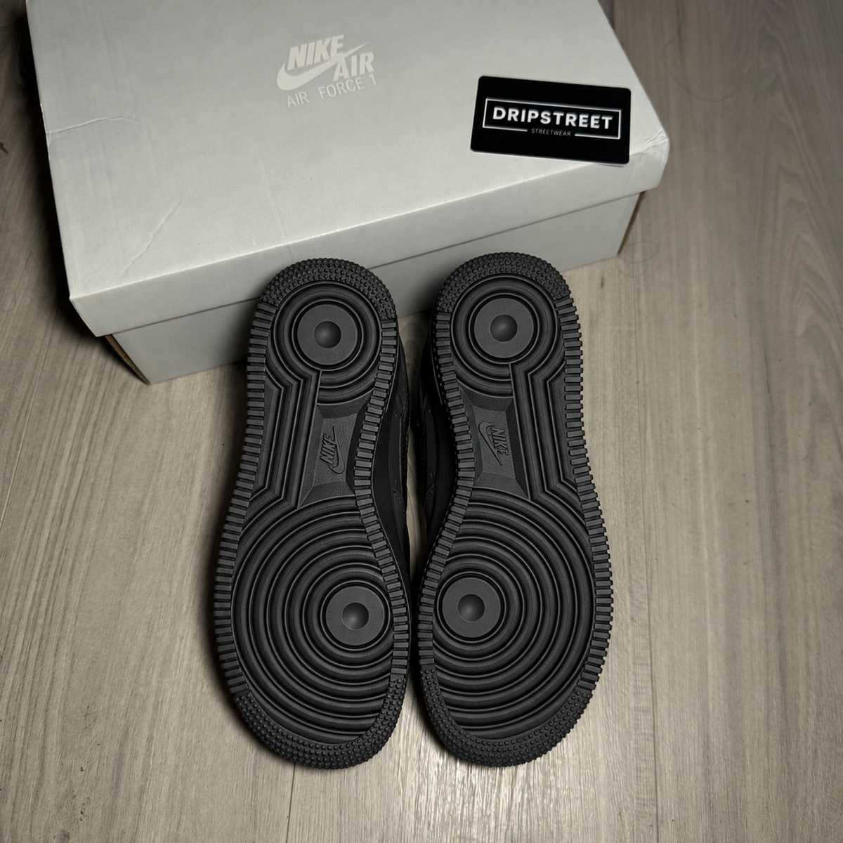 AF1 Nere