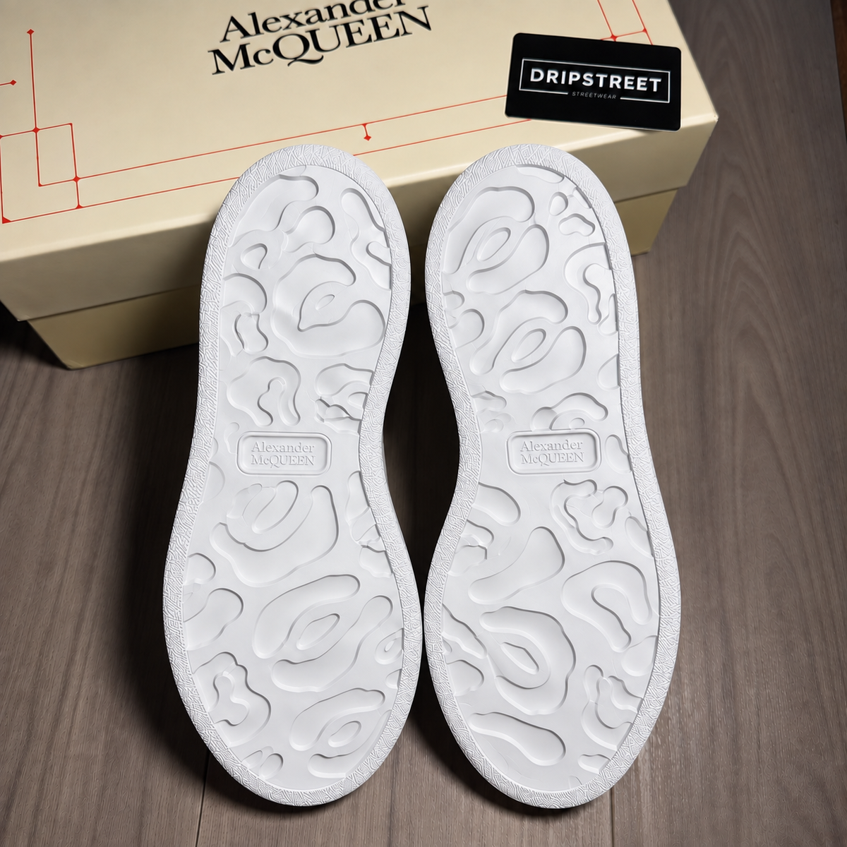 A.Mcqn Bianche Con Scritta