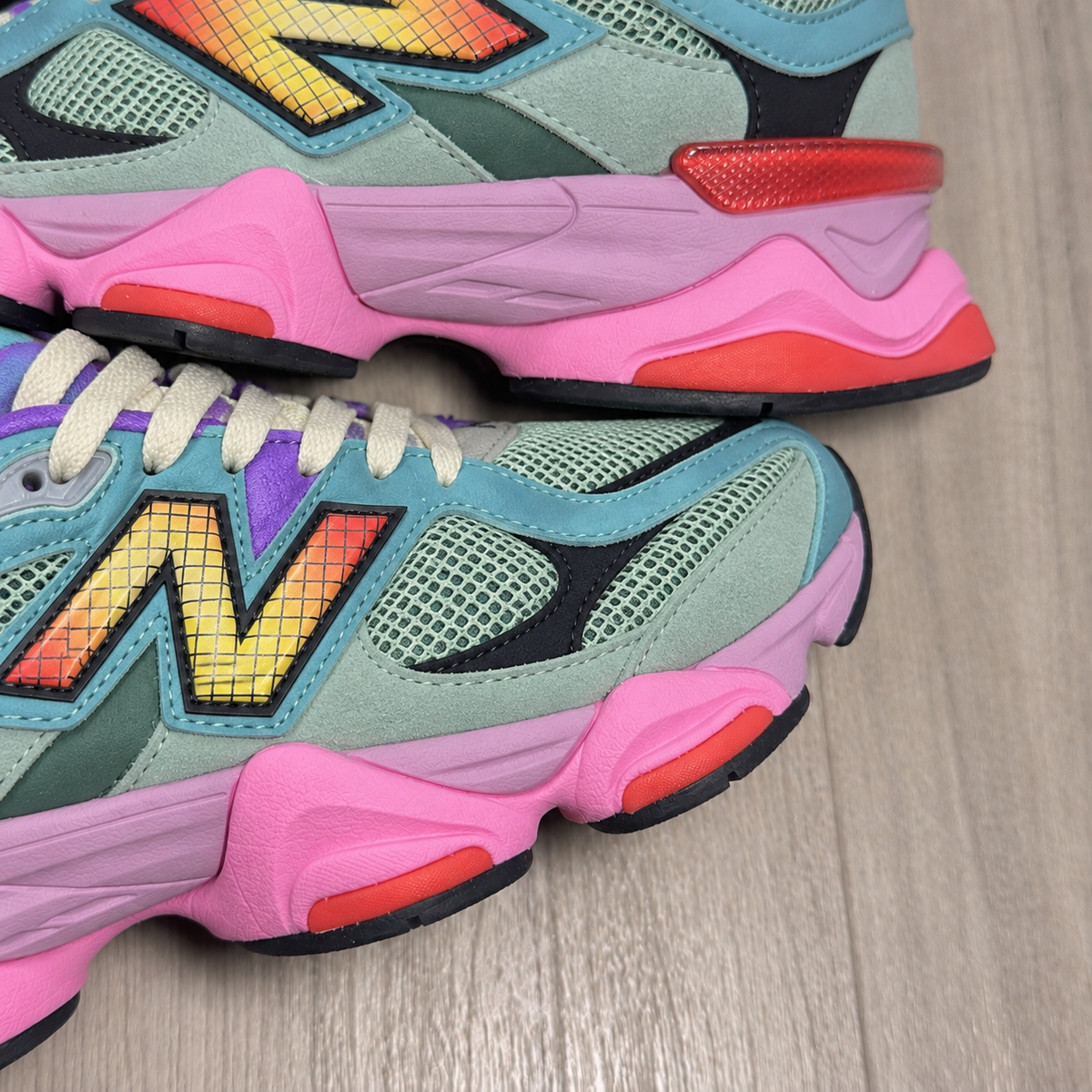 Nb 9060 multicolore