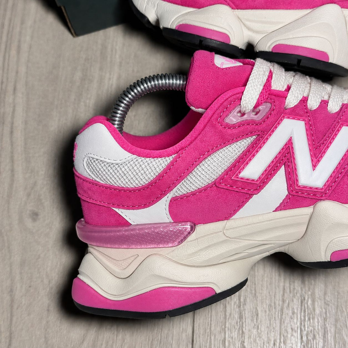 Nb 9060 Fucsia