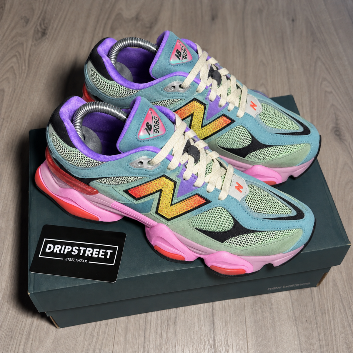 Nb 9060 multicolore