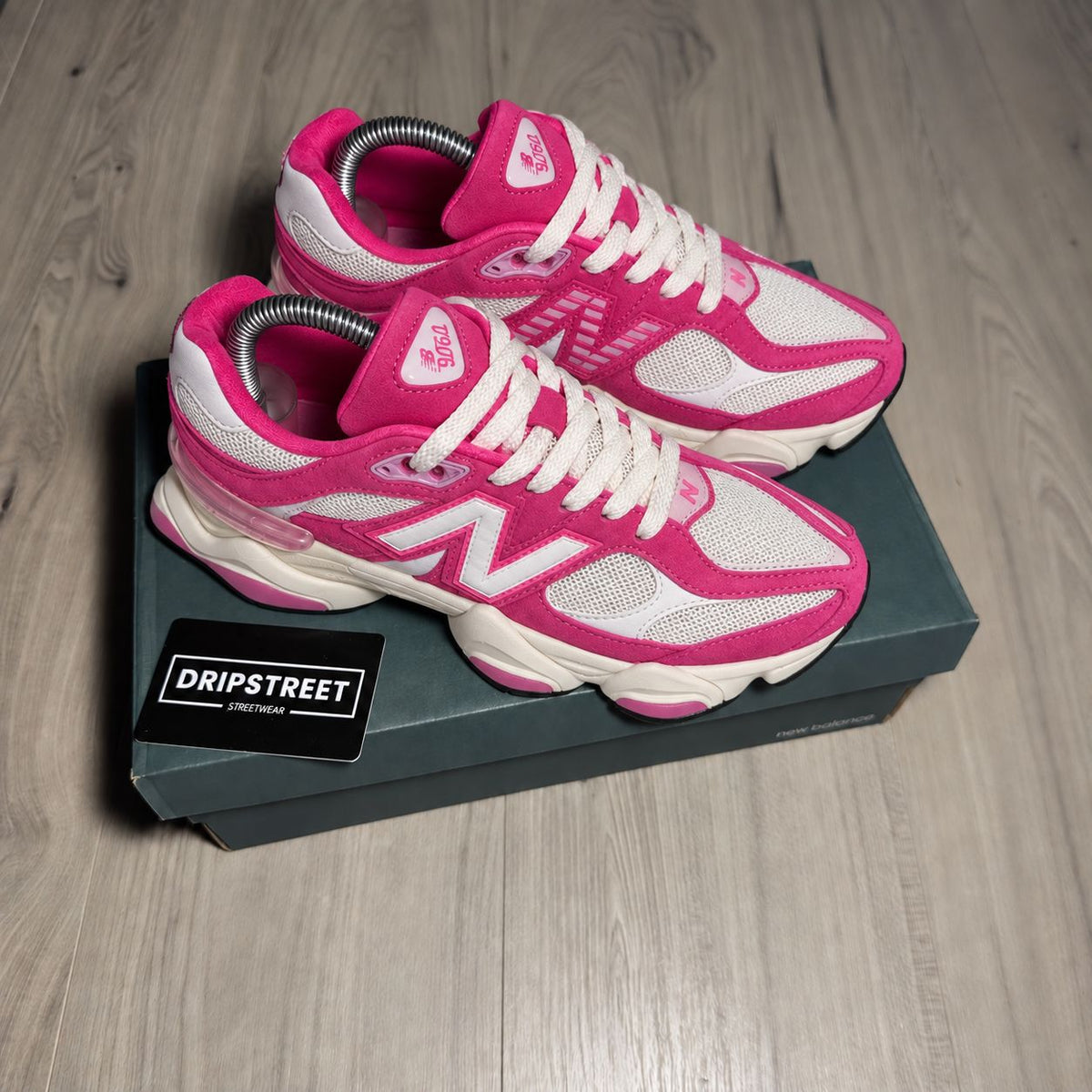 Nb 9060 Fucsia
