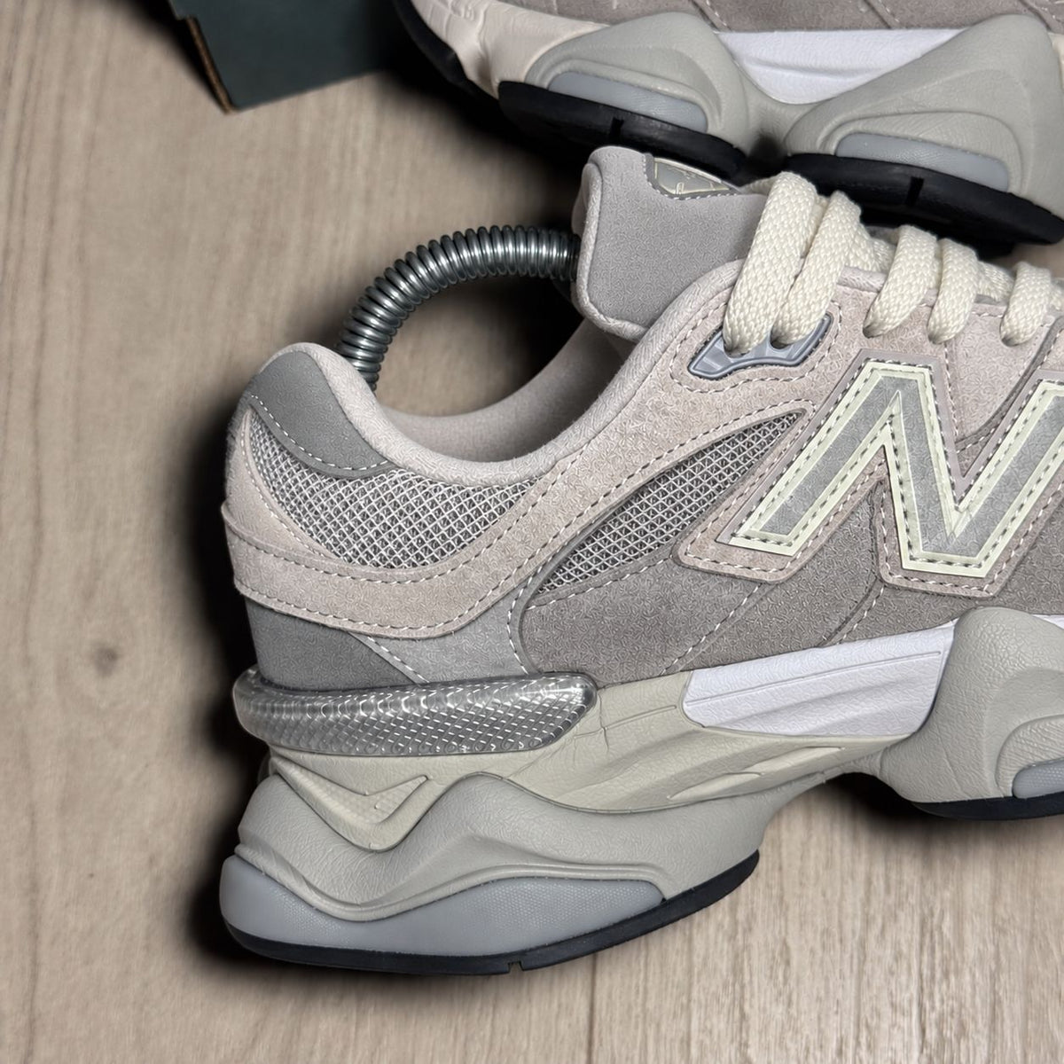 Nb 9060 Grigio Chiaro