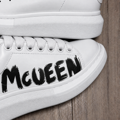 A.Mcqn Bianche Con Scritta