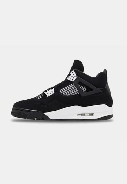 J4 White Thunder