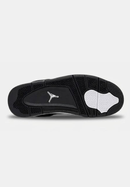 J4 White Thunder
