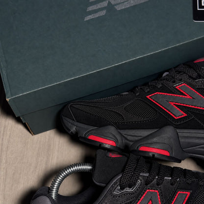 Nb 9060 Nero e Rosso