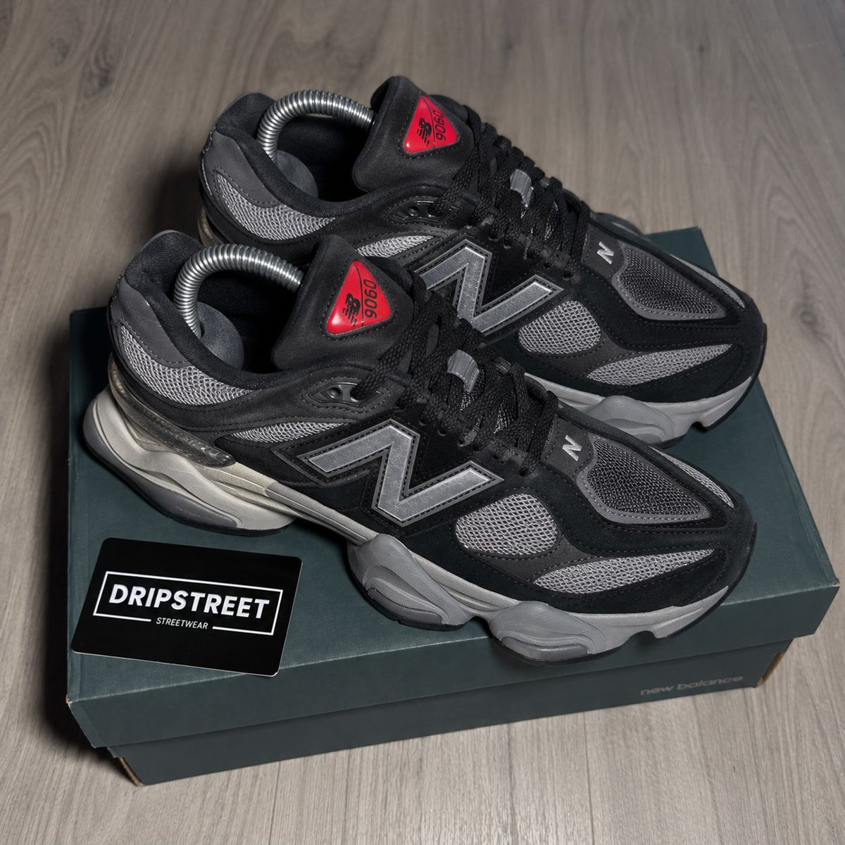 Nb 9060 Nero e Grigio