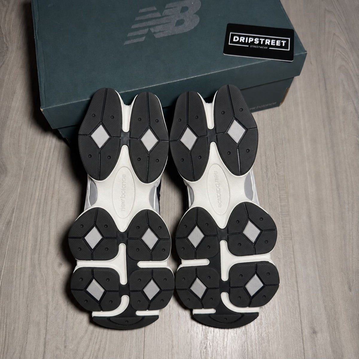 Nb 9060 Bianco e Nero