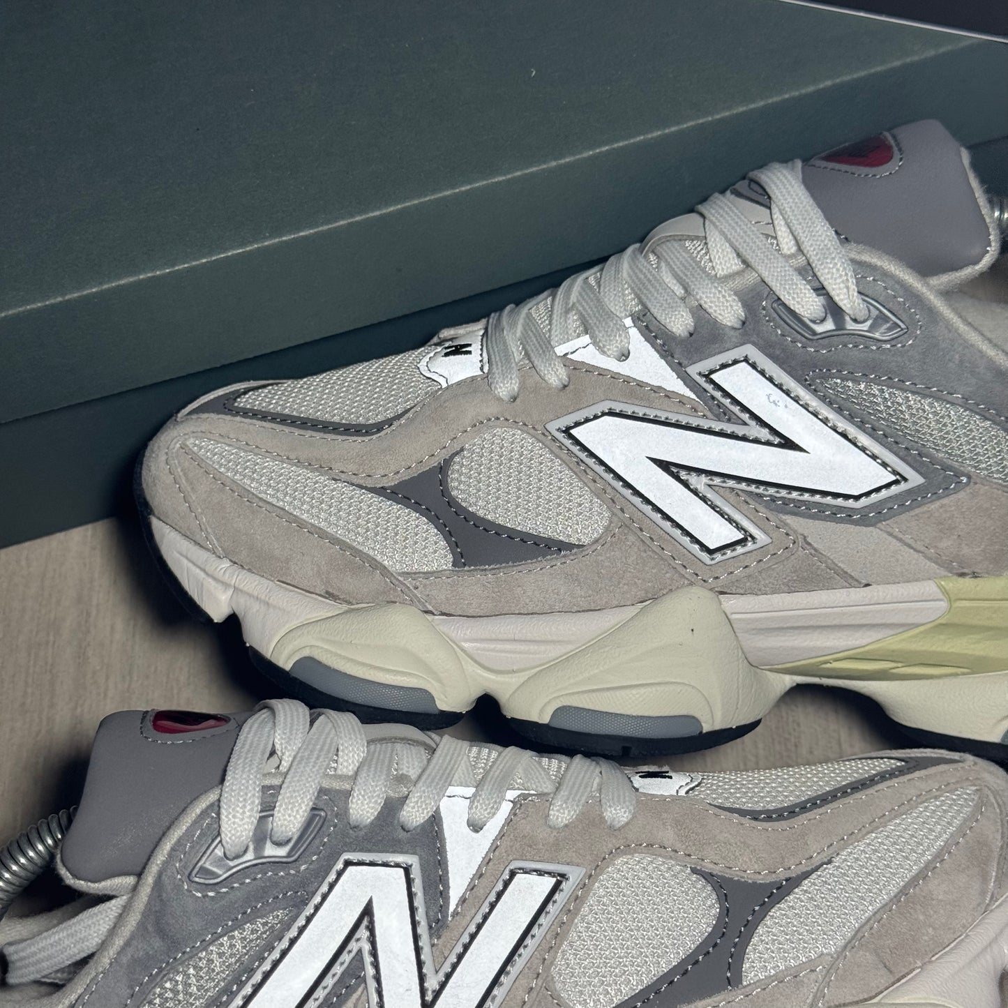 Nb 9060 Grigio Fumo