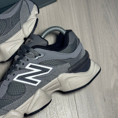 Nb 9060 Grigio e Bianco